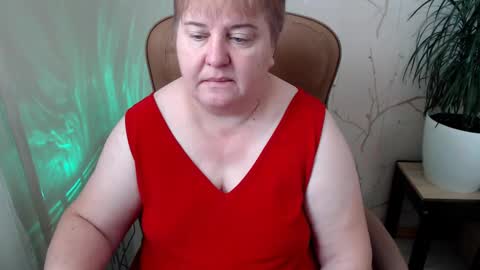 Snapshot of hotfiremommy chatting on 12, 1, 2025 LimonkaFire online show from 12, 1, 2025