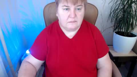 Snapshot of hotfiremommy chatting on 14, 1, 2025 LimonkaFire online show from 14, 1, 2025