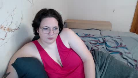 Snapshot of hotfiremommy chatting on 3, 2, 2025 LimonkaFire online show from 3, 2, 2025