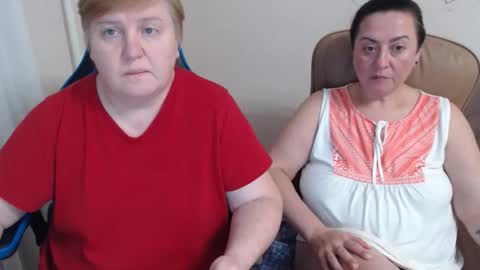 Snapshot of hotfiremommy chatting on 9, 11, 2025 LimonkaFire online show from 9, 11, 2025