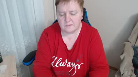 Snapshot of hotfiremommy chatting on 19, 11, 2025 LimonkaFire online show from 19, 11, 2025