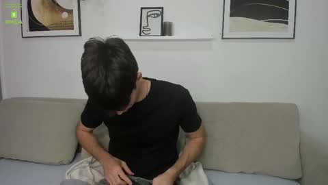 QUENTIN online show from 28, 10, 2025