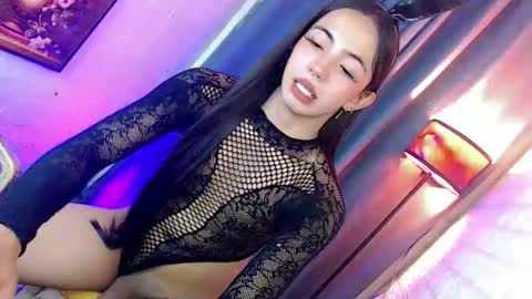 hotfucking_queen1111 online show from 26, 11, 2025