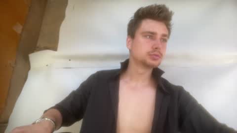 Snapshot of hotgentleman_3003 chatting on 29, 6, 2026 William online show from 29, 6, 2026