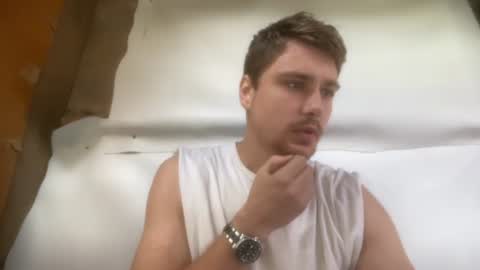 Snapshot of hotgentleman_3003 chatting on 6, 7, 2026 William online show from 6, 7, 2026