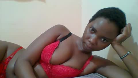 Snapshot of hotgodees chatting on 17, 2, 2025 Queen online show from 17, 2, 2025