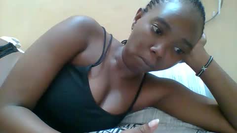 Snapshot of hotgodees chatting on 21, 11, 2025 Queen online show from 21, 11, 2025