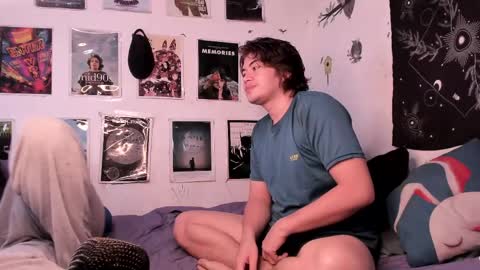 Sam and Nico online show from 13, 4, 2026