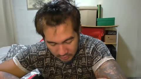 Snapshot of hothunkybear23 chatting on 24, 12, 2024 Khel online show from 24, 12, 2024