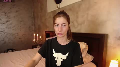 Snapshot of hotilia18 chatting on 11, 7, 2026 Lia online show from 11, 7, 2026