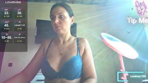 Snapshot of hotkleoo chatting on 3, 10, 2025 MistressM online show from 3, 10, 2025