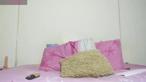 Snapshot of hotkrystel chatting on 14, 2, 2025 Krystel online show from 14, 2, 2025