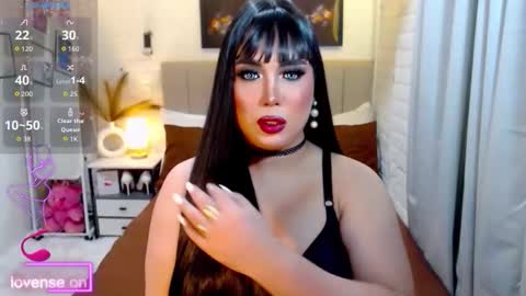 Snapshot of hotlexus69 chatting on 17, 11, 2025 LEXUS online show from 17, 11, 2025