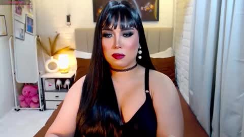 Snapshot of hotlexus69 chatting on 5, 12, 2025 LEXUS online show from 5, 12, 2025