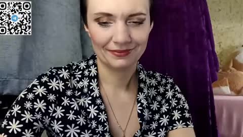 hotmamaqueen234 online show from 24, 3, 2026