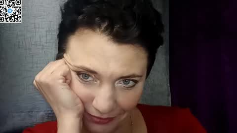 hotmamaqueen234 online show from 28, 4, 2026