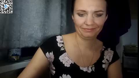 hotmamaqueen234 online show from 17, 7, 2026
