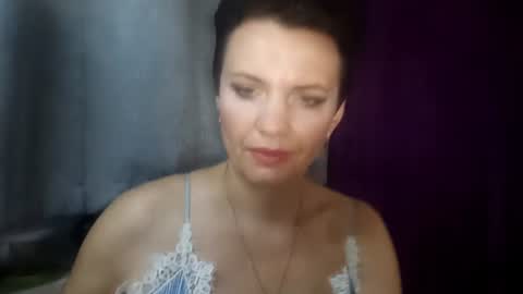 hotmamaqueen234 online show from 28, 7, 2026