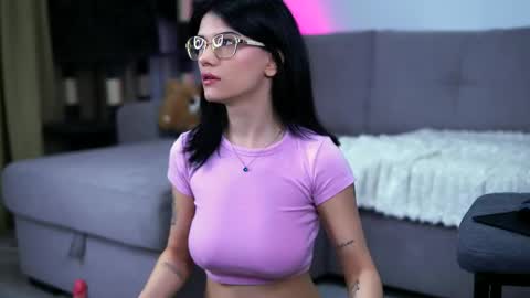Molly online show from 7, 5, 2026