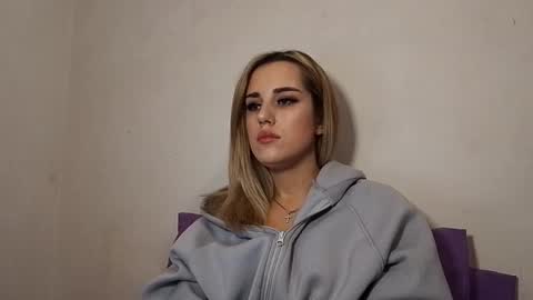 Snapshot of hotmusex chatting on 27, 11, 2025 hotmusex online show from 27, 11, 2025