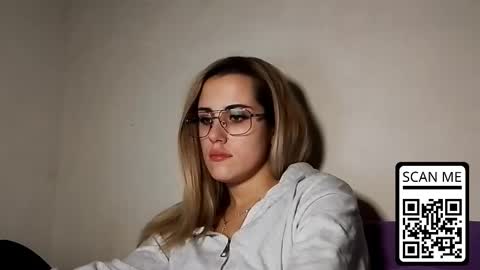 Snapshot of hotmusex chatting on 20, 12, 2025 hotmusex online show from 20, 12, 2025