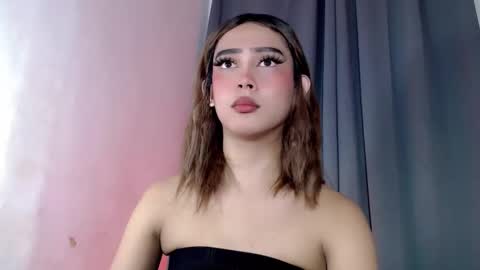 HOT BEATRICE online show from 1, 11, 2025