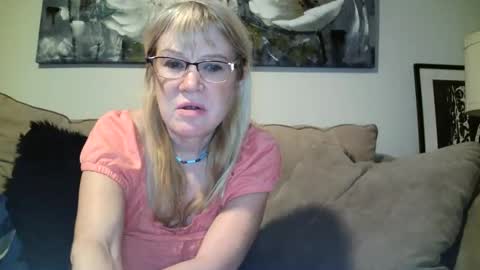 Snapshot of hotpepperrose chatting on 29, 10, 2025 hotpepperose online show from 29, 10, 2025