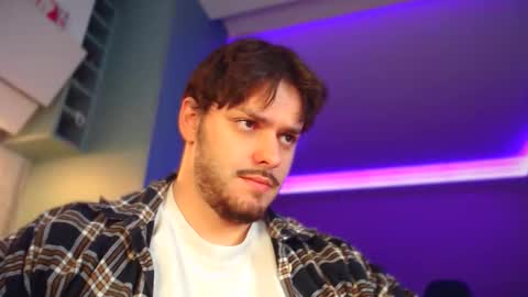 Snapshot of hotpolishsausage chatting on 15, 11, 2025 Jason online show from 15, 11, 2025