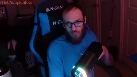 hotpumpkinpies online show from 30, 12, 2024