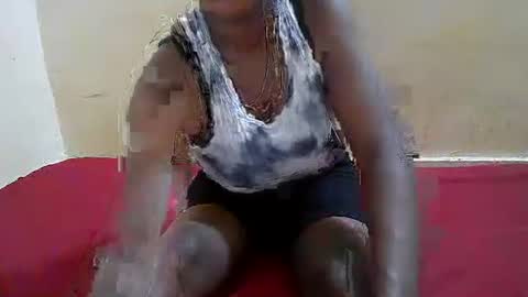 Snapshot of hotpussy1225 chatting on 21, 11, 2025 hotpussy1225 online show from 21, 11, 2025