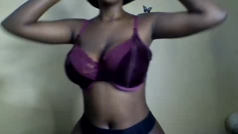 Snapshot of hotpussy712899 chatting on 19, 6, 2026 hotpussy online show from 19, 6, 2026