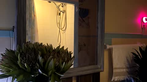 Snapshot of hotrox6942 chatting on 21, 9, 2025 hotrox6942 online show from 21, 9, 2025