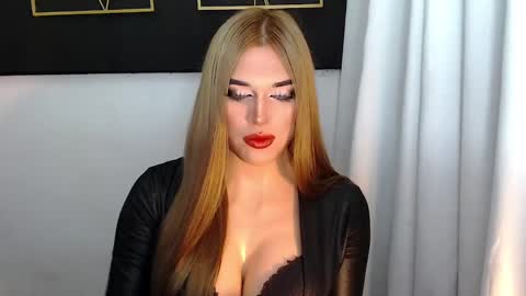 STELLA online show from 19, 1, 2025