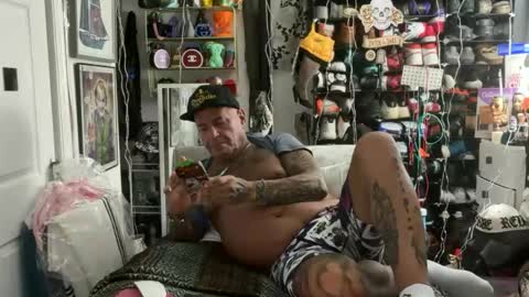 Snapshot of hotstuff775616 chatting on 2, 3, 2026 hotstuff775616 online show from 2, 3, 2026