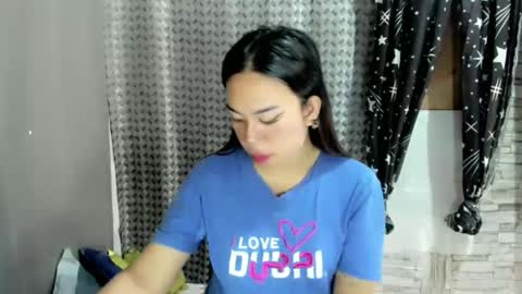 Snapshot of hott_cumforyou chatting on 28, 5, 2026 jelaigrande online show from 28, 5, 2026