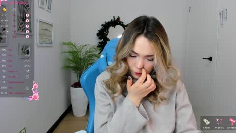 Snapshot of hottease_pvt chatting on 13, 12, 2024 hello Im Eva online show from 13, 12, 2024