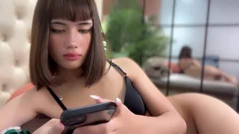 hottie_carlinexx online show from 14, 12, 2025