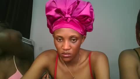 Snapshot of hottie_chyna chatting on 13, 12, 2025 hottie_chyna online show from 13, 12, 2025