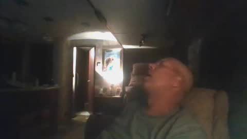 hottoddy1010 online show from 19, 4, 2026