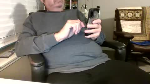 Snapshot of hottop_1981 chatting on 14, 12, 2024 Hottop 1981 online show from 14, 12, 2024