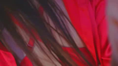 Hello my name is Mia online show from 18, 9, 2025