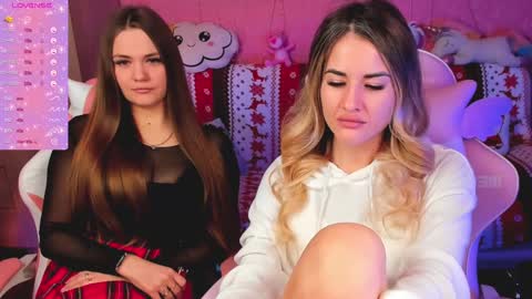 Ivanna and Jessica online show from 1, 2, 2025