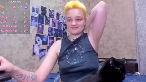 Snapshot of hotty_linn chatting on 21, 9, 2025 Linn online show from 21, 9, 2025
