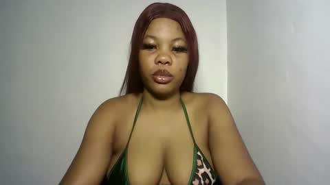 hotty_lora889 online show from 26, 10, 2025