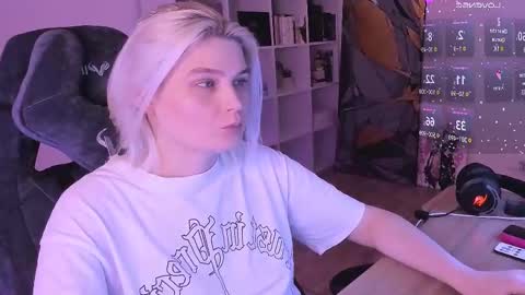 Nessie and Jessie online show from 19, 2, 2025