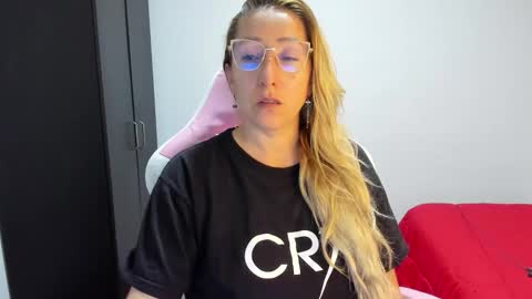 hottychrystal online show from 8, 2, 2026