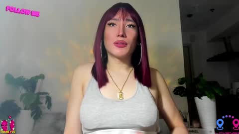 Snapshot of hottycrishinaxx chatting on 12, 2, 2025 crishinahotty online show from 12, 2, 2025