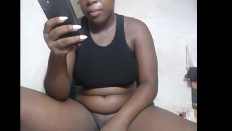 Snapshot of hottylissa1 chatting on 22, 11, 2025 hottylissa1 online show from 22, 11, 2025