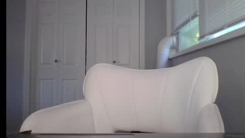 Snapshot of hotwifelili chatting on 8, 7, 2026 hotwifelili online show from 8, 7, 2026