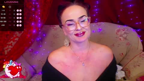 Hotzlata online show from 7, 2, 2025